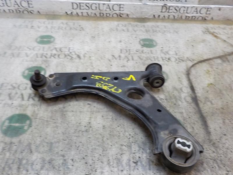 Recambio de brazo suspension inferior delantero izquierdo para peugeot bipper 1.4 hdi referencia OEM IAM   