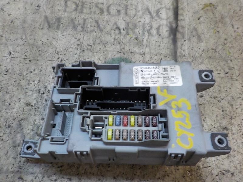 Recambio de caja reles / fusibles para peugeot bipper 1.4 hdi referencia OEM IAM   