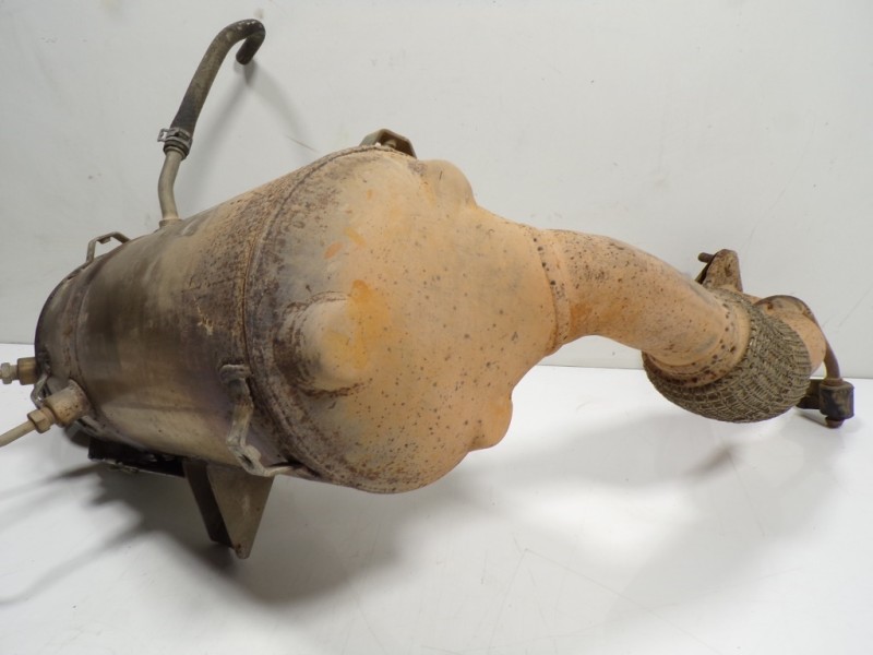 Recambio de catalizador para ford transit courier 1.5 tdci cat referencia OEM IAM 2120921 AM519N454DB 