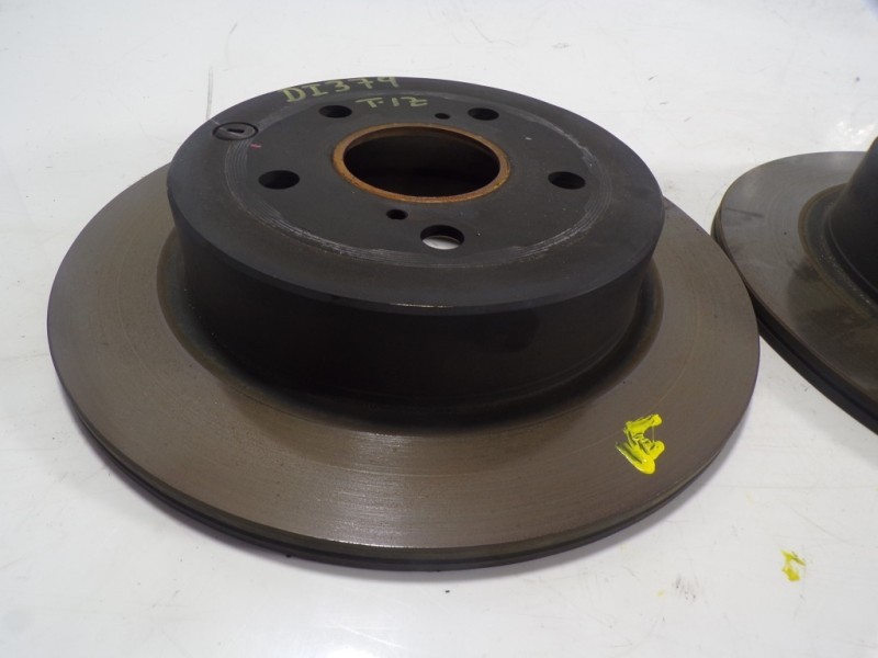 Recambio de disco freno trasero para toyota prius+ advance referencia OEM IAM 4243147080  