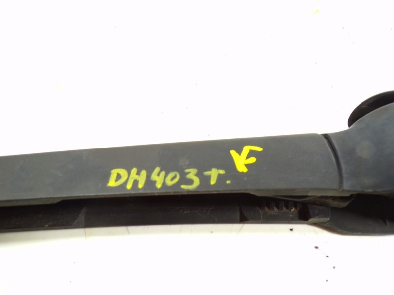 Recambio de brazo limpia trasero para volkswagen tiguan (5n2) 2.0 tdi referencia OEM IAM 1T0955707C  