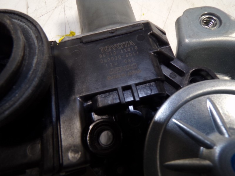 Recambio de elevalunas delantero derecho para toyota prius+ advance referencia OEM IAM 6980121020 8571062010 0620204011