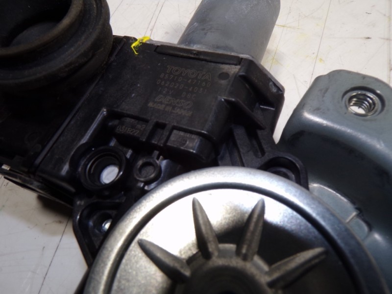 Recambio de elevalunas trasero derecho para toyota prius+ advance referencia OEM IAM 6980121020 8571047160 