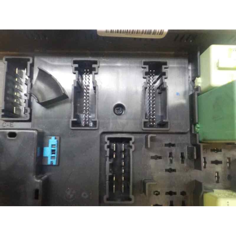 Recambio de caja reles / fusibles para bmw x5 (e53) 3.0 24v turbodiesel cat referencia OEM IAM 61138384525 618767109 