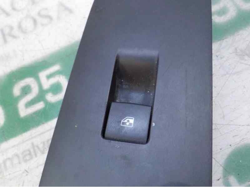 Recambio de mando elevalunas delantero derecho para opel mokka x 1.6 cdti dpf referencia OEM IAM 22915102  