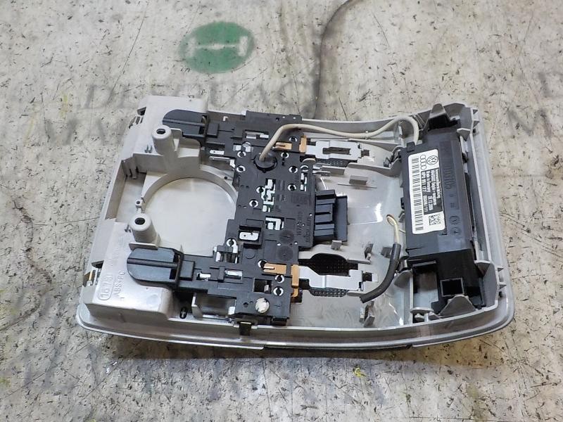 Recambio de piloto interior para audi a3 (8p) 2.0 tdi referencia OEM IAM 8P0947135D9NQ  