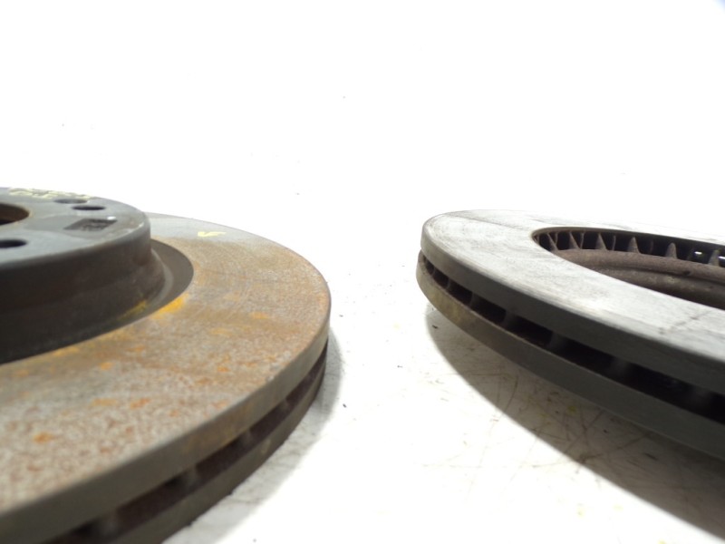 Recambio de disco freno delantero para hyundai kona 1.6 crdi cat referencia OEM IAM 51712J9100  