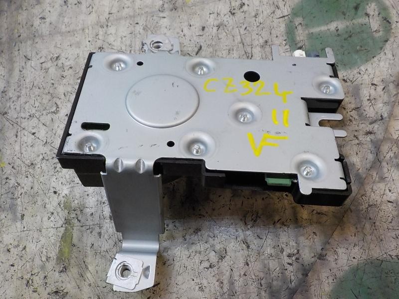 Recambio de modulo electronico para audi a3 (8p) 2.0 tdi referencia OEM IAM 8P4035225D 8P4035225D 7617310103
