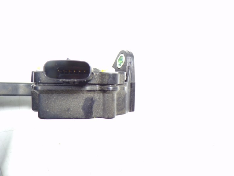Recambio de potenciometro pedal para toyota prius+ advance referencia OEM IAM 7811047100 7811047100 08C07E00029