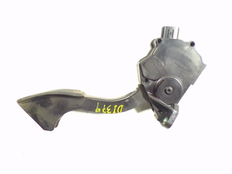Recambio de potenciometro pedal para toyota prius+ advance referencia OEM IAM 7811047100 7811047100 08C07E00029