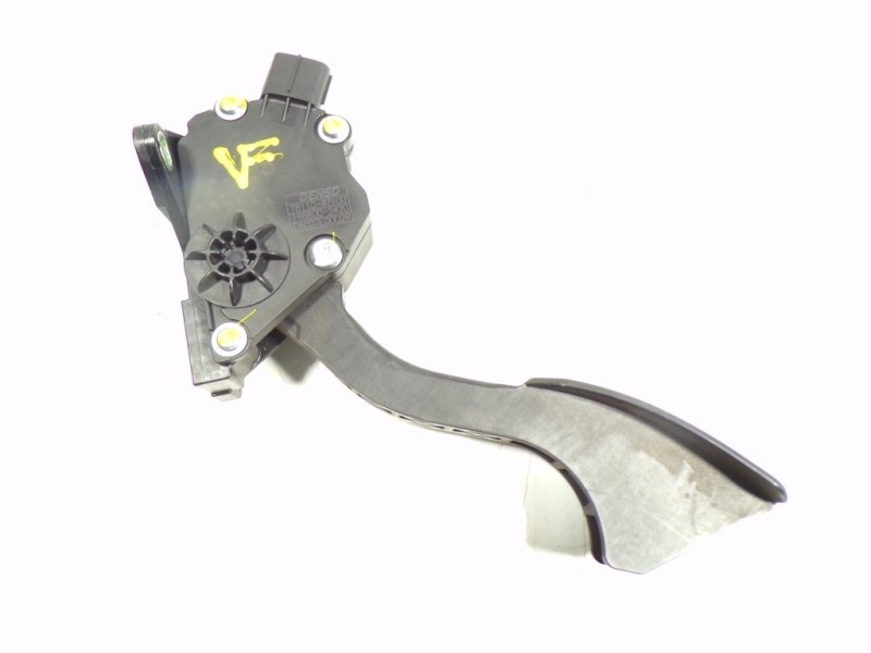 Recambio de potenciometro pedal para toyota prius+ advance referencia OEM IAM 7811047100 7811047100 08C07E00029