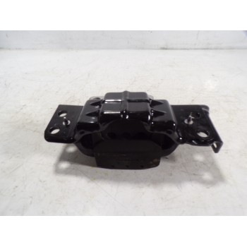 SOPORTE MOTOR IZQUIERDO 2Q0199555AF 