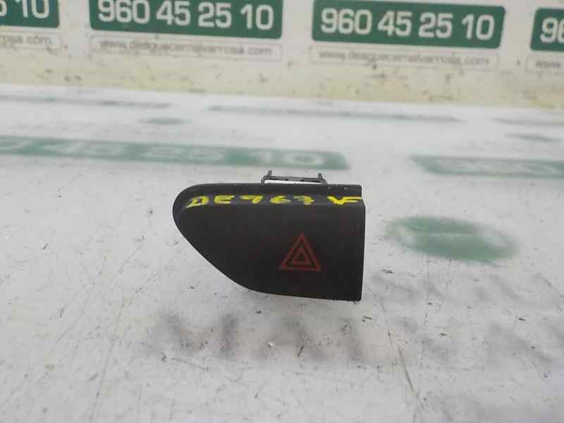 Recambio de warning para renault captur 1.2 tce energy referencia OEM IAM 252907372R 252907372R 