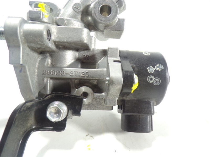 Recambio de valvula egr para toyota prius+ advance referencia OEM IAM 2562037120 2562037120 