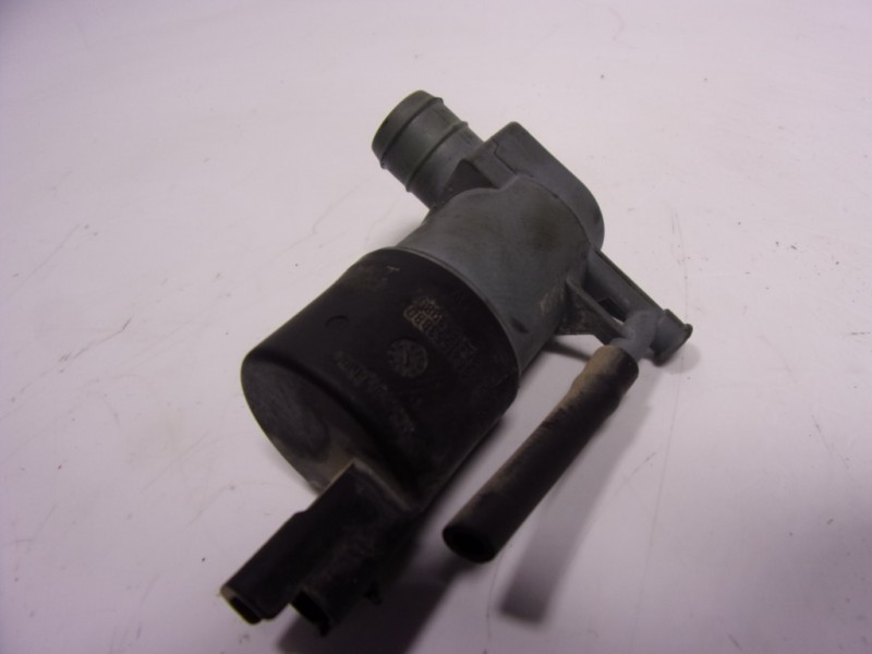 Recambio de bomba limpia para nissan navara pick-up (d40m) 2.5 dci cat referencia OEM IAM 28920EB300  