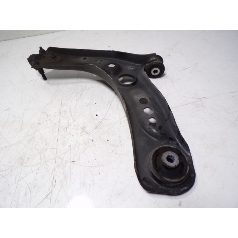 Recambio de brazo suspension inferior delantero derecho para seat leon (5f1) 1.6 tdi referencia OEM IAM 5Q0407152R  