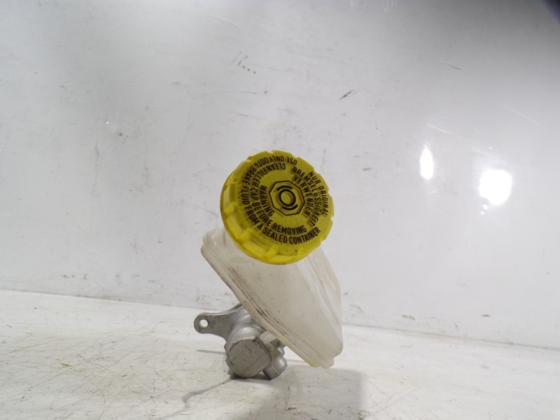 Recambio de bomba freno para opel crossland x 1.2 referencia OEM IAM 39176060  