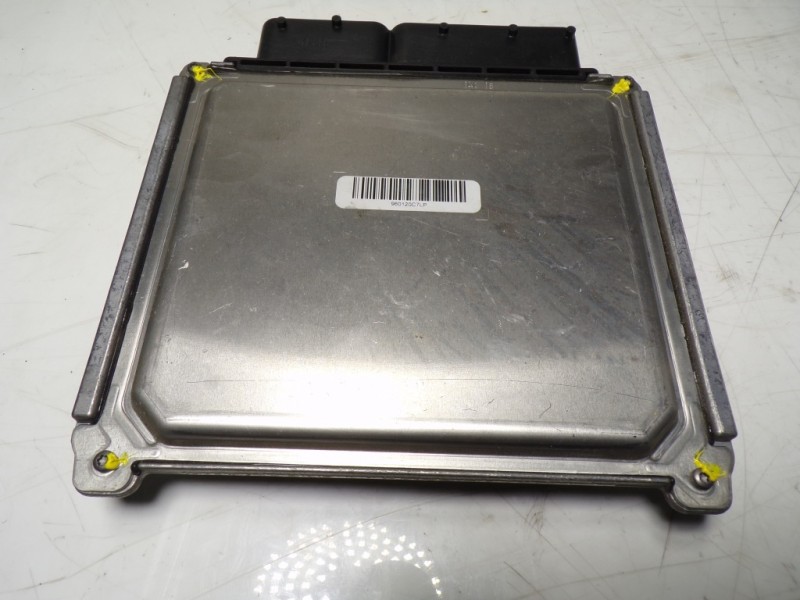 Recambio de centralita motor uce para seat leon (5f1) 1.6 tdi referencia OEM IAM 04L906056HF 04L907445E 