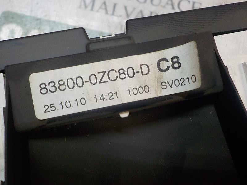 Recambio de cuadro instrumentos para toyota auris 1.4 turbodiesel cat referencia OEM IAM 838000ZC80 838000ZC80D 