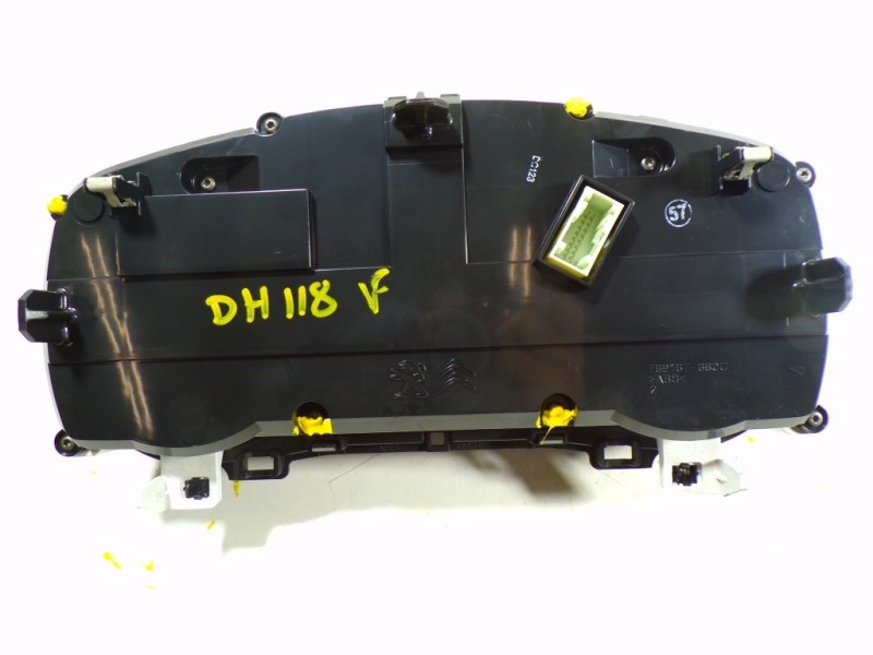 Recambio de cuadro instrumentos para opel crossland x 1.2 referencia OEM IAM 93488829 9831000480 