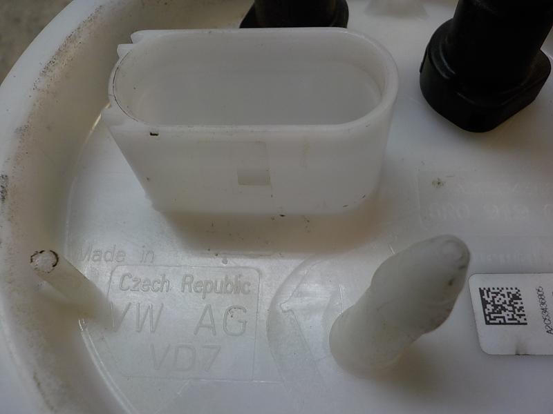 Recambio de aforador para skoda fabia (5j2 ) urban referencia OEM IAM 6R0919051F 6R0919051F 