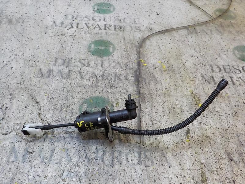 Recambio de bomba embrague para skoda fabia (5j2 ) urban referencia OEM IAM 6R0721405  