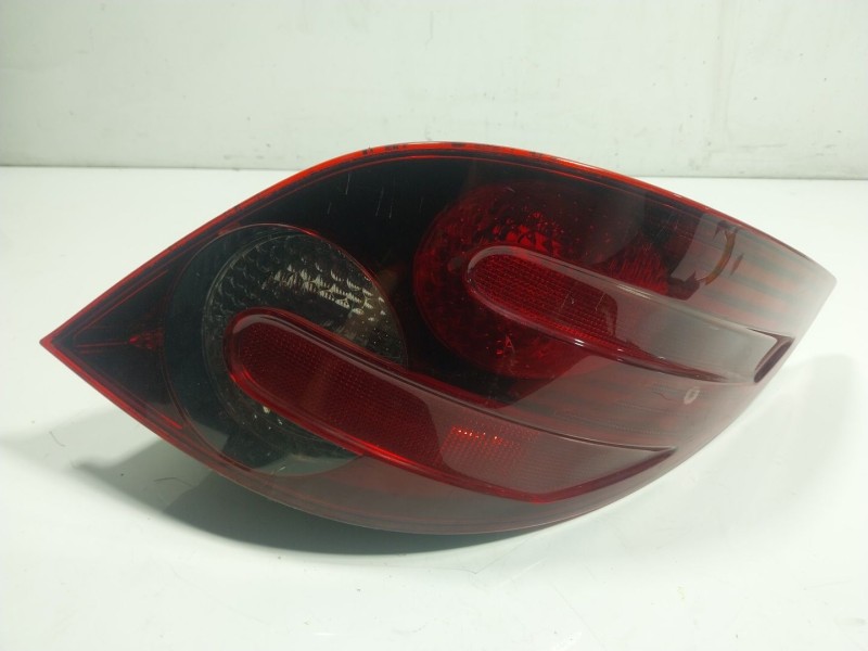 Recambio de piloto trasero derecho para mercedes-benz clase r (w251) 3.0 cdi cat referencia OEM IAM A2518201264  