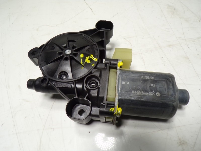 Recambio de motor elevalunas delantero izquierdo para seat leon (5f1) 1.6 tdi referencia OEM IAM 5Q0959801B 5Q0959801B 