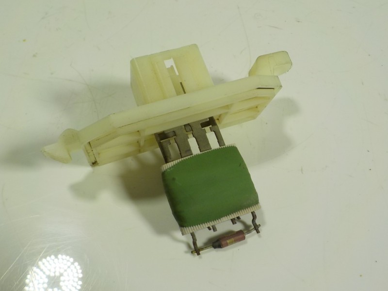 Recambio de resistencia calefaccion para ford transit courier 1.5 tdci cat referencia OEM IAM   