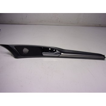 MANETA INTERIOR DELANTERA DERECHA 