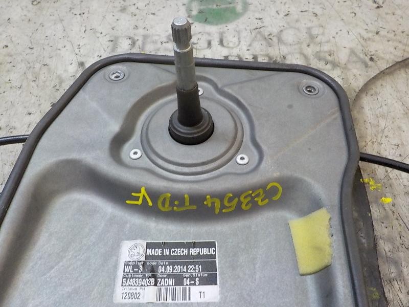 Recambio de elevalunas trasero derecho para skoda fabia (5j2 ) urban referencia OEM IAM 5J4839402B  