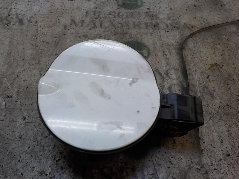 Recambio de tapa combustible para peugeot bipper 1.4 hdi referencia OEM IAM   