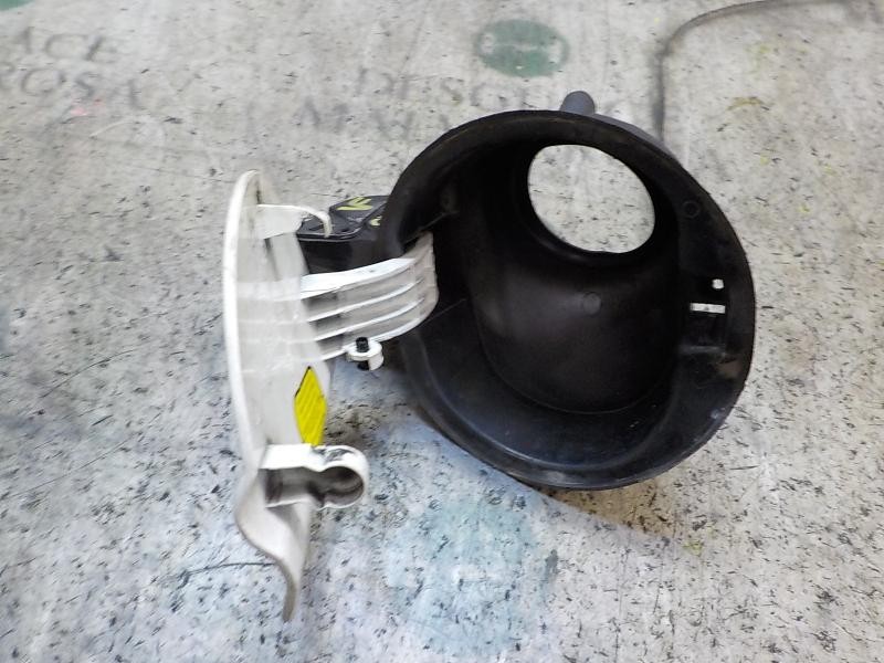 Recambio de tapa combustible para peugeot bipper 1.4 hdi referencia OEM IAM   