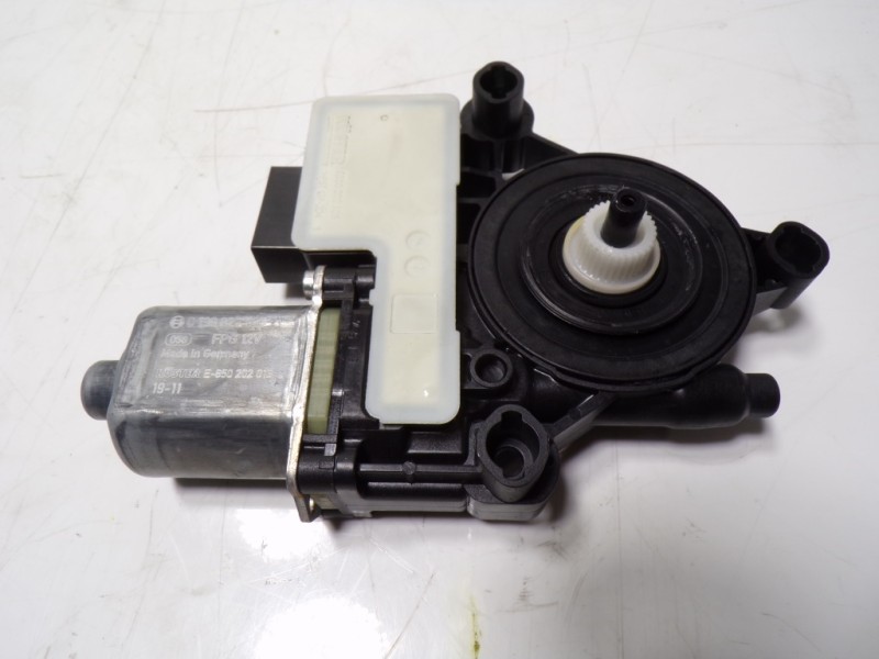 Recambio de motor elevalunas trasero izquierdo para audi a1 sportback (gba) 1.0 tfsi referencia OEM IAM 5Q0959407 5Q0959407 0130