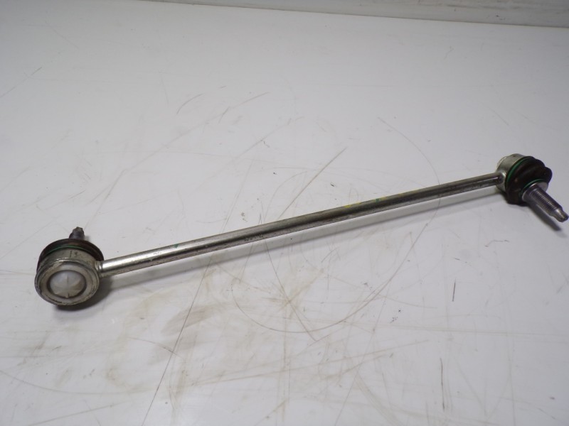 Recambio de tirante delantero derecho para toyota proace city 1.5 dci referencia OEM IAM   