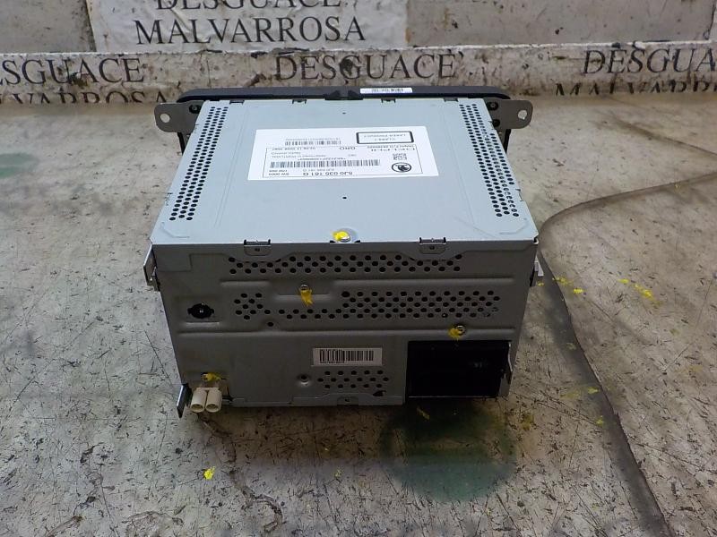 Recambio de sistema audio / radio cd para skoda fabia (5j2 ) urban referencia OEM IAM 5J0035161G 5J0035161G 28390522