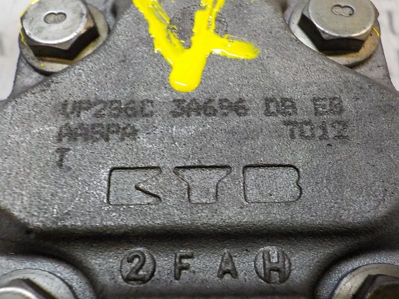 Recambio de bomba direccion para ford fiesta (cbk) 1.4 tdci cat referencia OEM IAM   