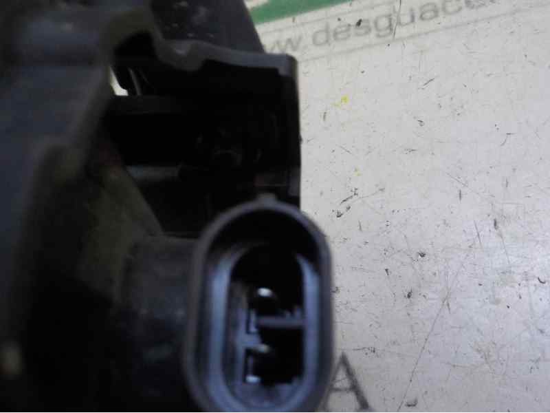 Recambio de faro antiniebla izquierdo para kia carens (un) 2.0 crdi referencia OEM IAM   