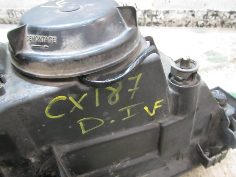 Recambio de faro izquierdo para renault megane i scenic (ja0) 1.6e alize referencia OEM IAM   