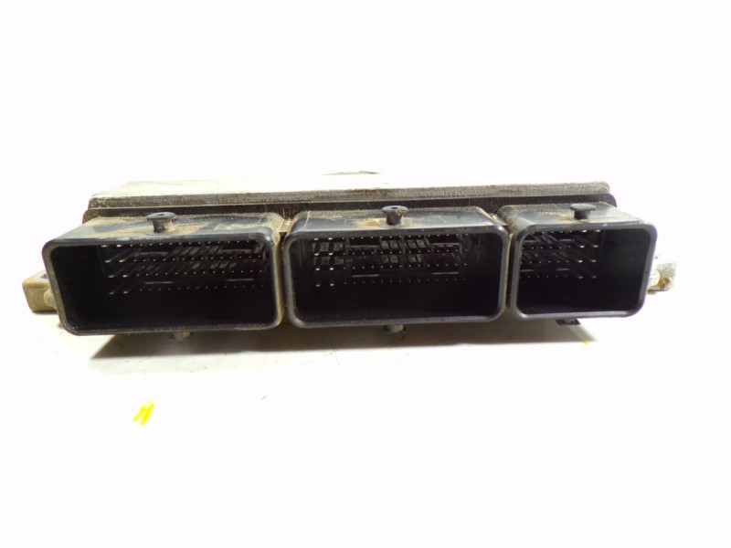 Recambio de centralita motor uce para renault captur 0.9 tce referencia OEM IAM 237109221R 237109221R A2C1692220001