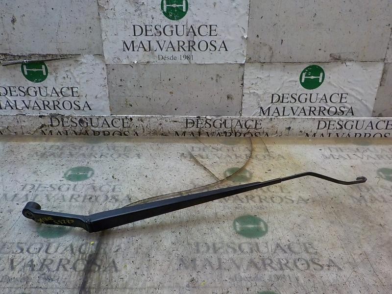 Recambio de brazo limpia delantero derecho para fiat sedici (189) 1.9 jtd 8v (d19aa) referencia OEM IAM 71742604  