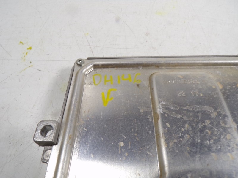 Recambio de centralita motor uce para renault captur 0.9 tce referencia OEM IAM 237109221R 237109221R A2C1692220001