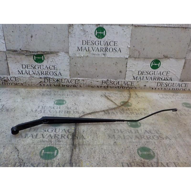 Recambio de brazo limpia delantero derecho para fiat sedici (189) 1.9 jtd 8v (d19aa) referencia OEM IAM 71742604  