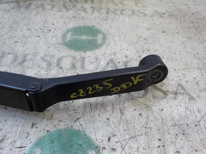 Recambio de brazo limpia delantero derecho para fiat sedici (189) 1.9 jtd 8v (d19aa) referencia OEM IAM 71742604  