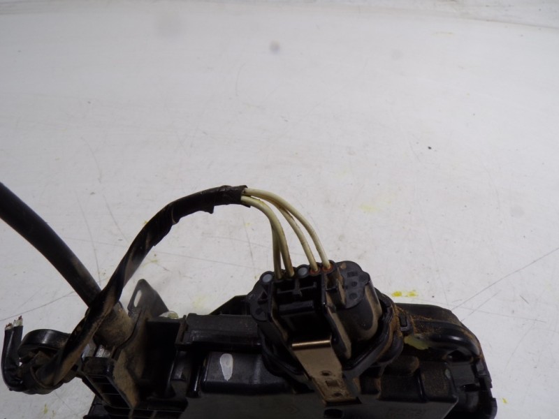 Recambio de cerradura puerta trasera derecha para renault captur 0.9 tce referencia OEM IAM 805027072R 805027072R 