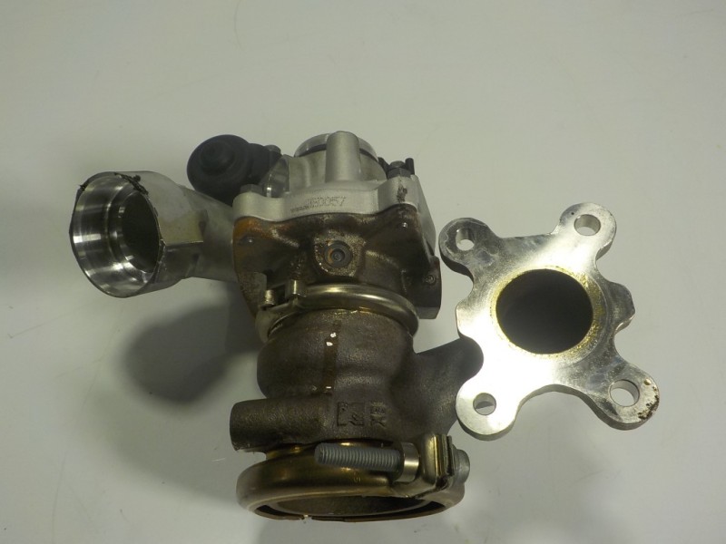Recambio de turbocompresor para audi a1 sportback (gba) 1.0 tfsi referencia OEM IAM 04C145703 04C145703 725037937