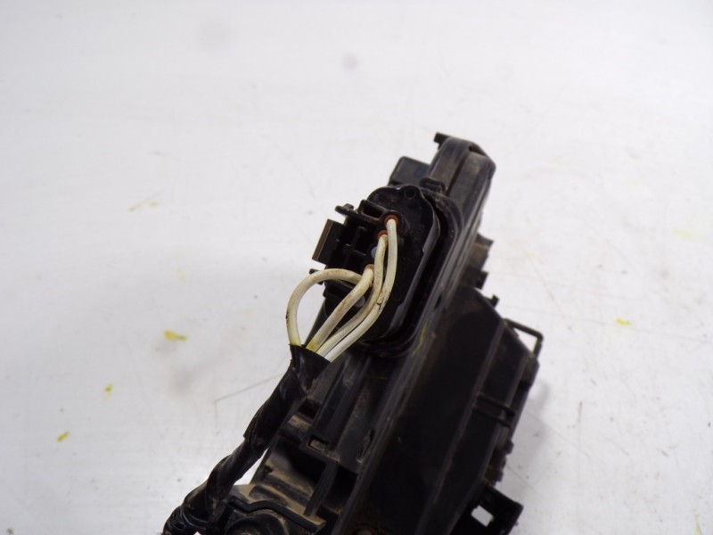 Recambio de cerradura puerta trasera izquierda para renault captur 0.9 tce referencia OEM IAM 805034742R 805034742R 