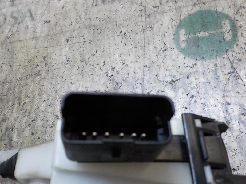 Recambio de cerradura puerta delantera derecha para citroën ds4 design referencia OEM IAM 9136GR  