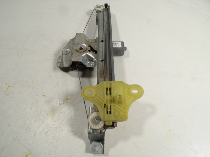 Recambio de elevalunas trasero izquierdo para renault captur 0.9 tce referencia OEM IAM 827012973R 12800147201D 12800147201D