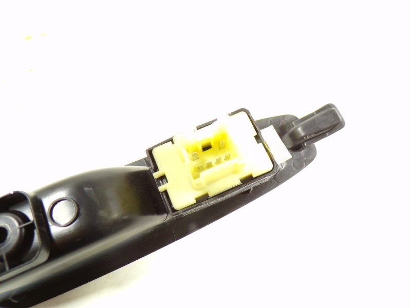 Recambio de mando elevalunas trasero izquierdo para renault captur 0.9 tce referencia OEM IAM 254218614R 829614619R 